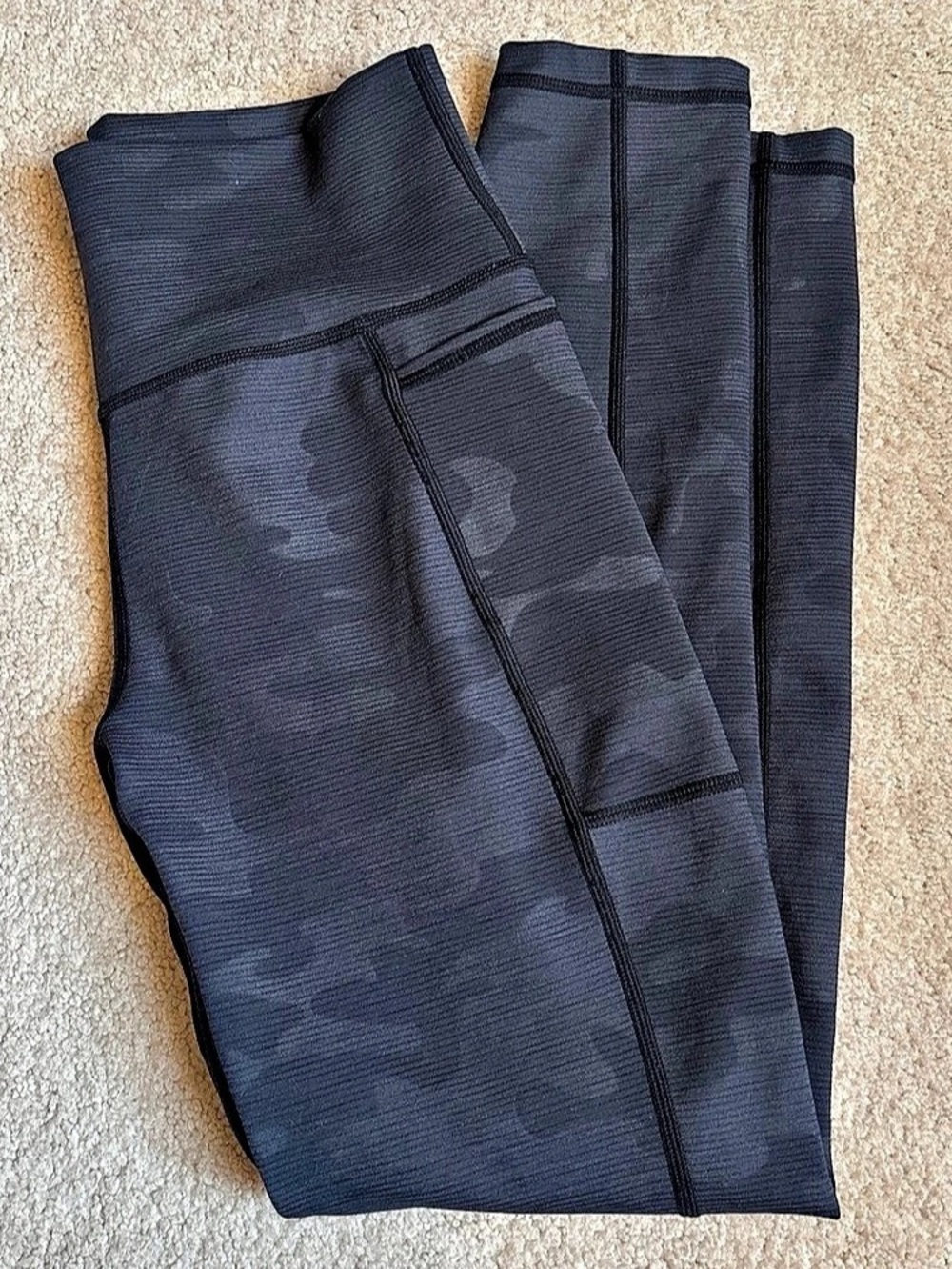 Sweaty Betty Super Sculpt 7/8 Length Leggings Camo 7/8 Leggings Black Medium